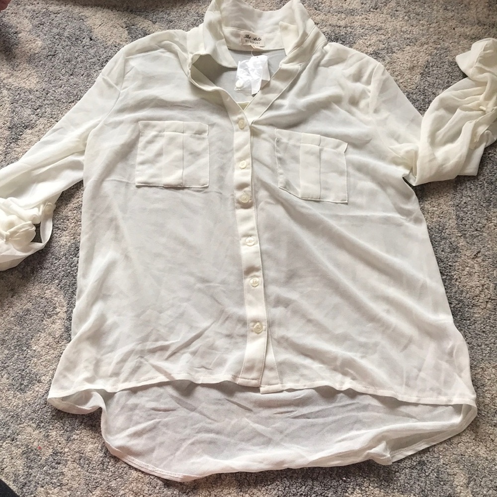 NWT button down blouse off white